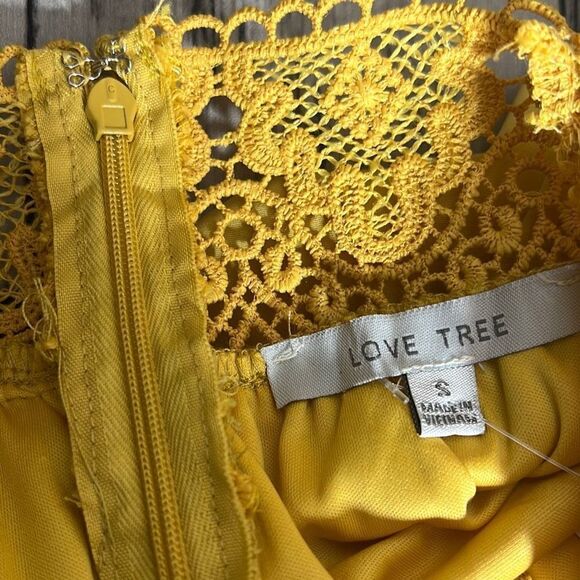 Love Tree Women's Sleeveless Crochet Open Back Yellow Romper Size S NWT - Picture 5 of 13